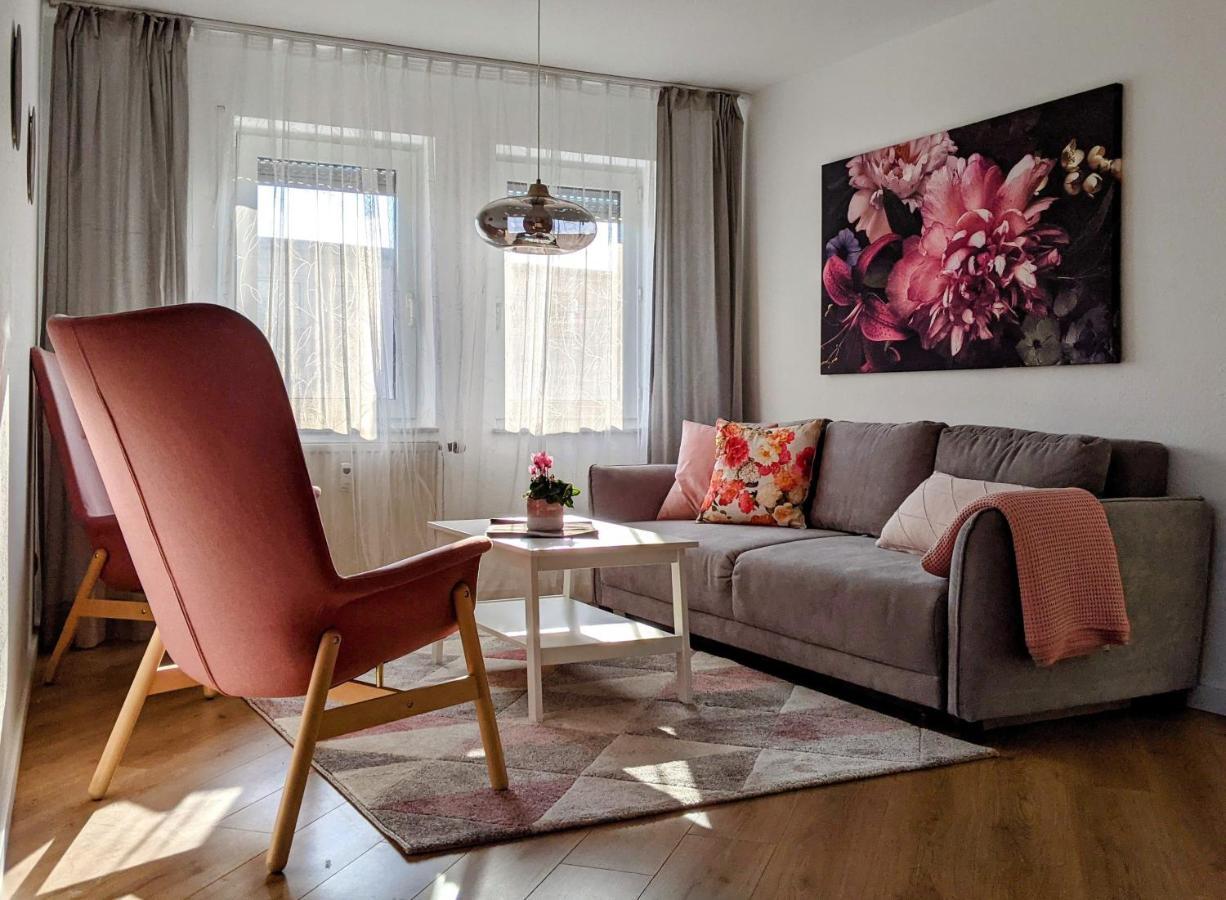 Cozy Apartment With Parking Garage Near Outlet เมทซิงเงน ภายนอก รูปภาพ